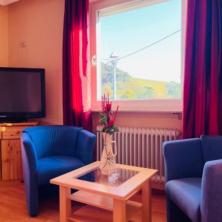 Hotel Ochsen Ortenberg  エクステリア 写真