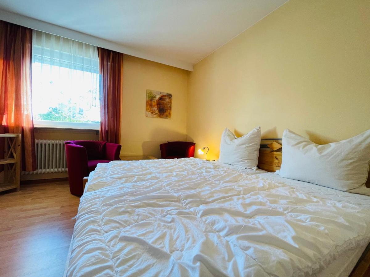 Hotel Ochsen Ortenberg  エクステリア 写真